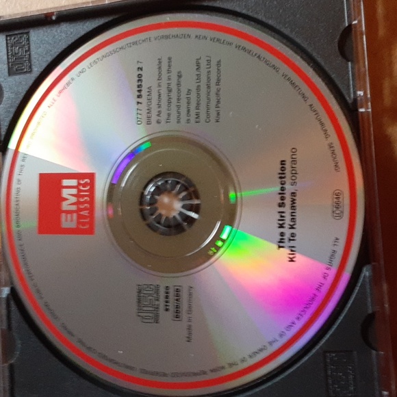 Kiri Te Kanawa CDs x 3 - Picture 7 of 16